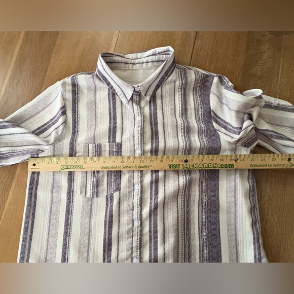 Astylish Women’s XXL V Neck Striped Roll up Sleeve Button Down Blouse Top
IN0166 - Picture 6 of 11